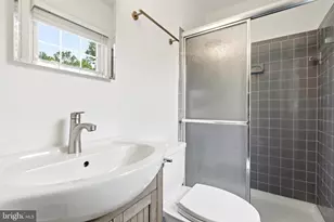 1400 Stratton Dr, Rockville, MD 20854 - Photo 24