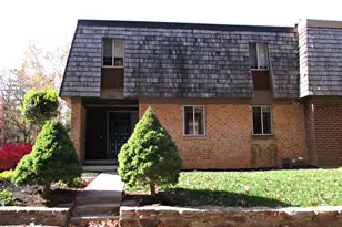 19601 Sparr Spring Rd, Gaithersburg, MD 20886 - Photo 2