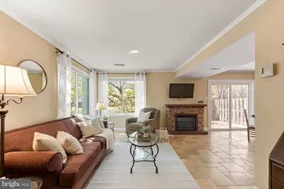 18702 Ginger Court, Germantown, MD 20874 - Photo 2