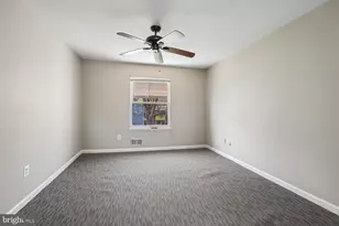 17720 Millcrest Dr, Rockville, MD 20855 - Photo 24