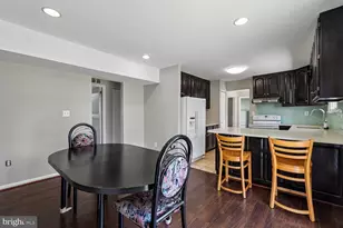 17720 Millcrest Dr, Rockville, MD 20855 - Photo 18