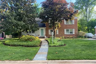 8406 Geneva Mason Rd, Potomac, MD 20854 - Photo 2