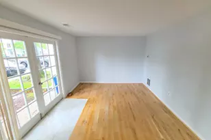 19851 Beatriz Ave, Poolesville, MD 20837 - Photo 4