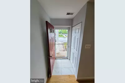 19851 Beatriz Avenue, Poolesville, MD 20837 - Photo 2
