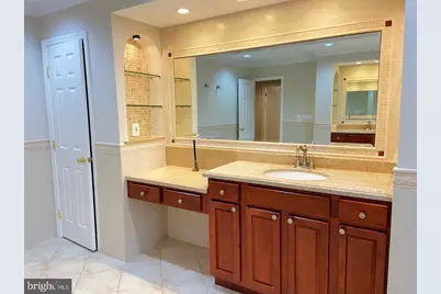 9809 Hall Road, Potomac, MD 20854 - Photo 16