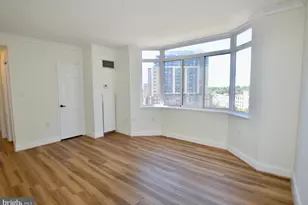 4801 Fairmont Ave, Bethesda, MD 20814 - Photo 20