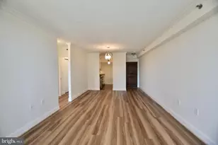 4801 Fairmont Ave, Bethesda, MD 20814 - Photo 10