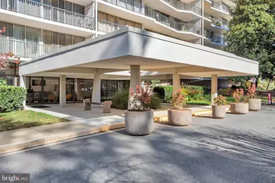 3333 University Boulevard W #1008, Kensington, MD 20895 - Photo 4