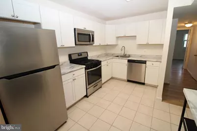 884 Quince Orchard Boulevard, Gaithersburg, MD 20878 - Photo 6