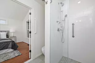 26 Wellesley Cir, Glen Echo, MD 20812 - Photo 22