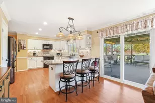 19603 Seymour Ct, Poolesville, MD 20837 - Photo 18