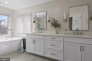 9204 Lindale Dr, Bethesda, MD 20817 - Photo 38