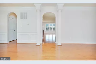 376 Parkview Avenue, Burtonsville, MD 20866 - Photo 8