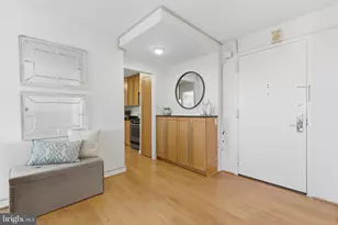 5225 Pooks Hill Rd, Bethesda, MD 20814 - Photo 6