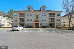 11804 Eton Manor Dr, Germantown, MD 20876 - Photo 2