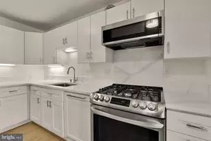 4620 N Park Ave, Chevy Chase, MD 20815 - Photo 8