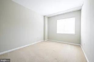 24 Courthouse Sq, Rockville, MD 20850 - Photo 24