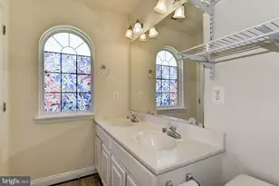 122 Elmcroft Blvd, Rockville, MD 20850 - Photo 24