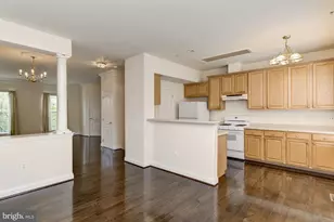 122 Elmcroft Blvd, Rockville, MD 20850 - Photo 14