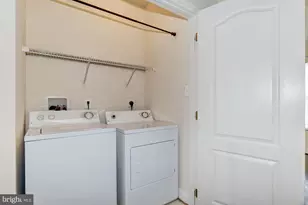 122 Elmcroft Blvd, Rockville, MD 20850 - Photo 30