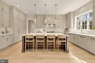 9117 Redwood Ave, Bethesda, MD 20817 - Photo 14