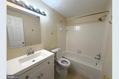 18131 Chalet Drive #24-103, Germantown, MD 20874 - Photo 20