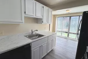 18131 Chalet Dr, Germantown, MD 20874 - Photo 8