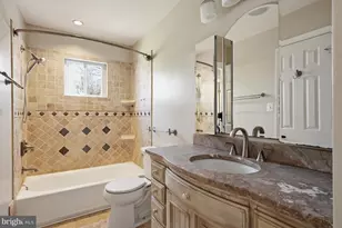 124 Woodland Rd, Gaithersburg, MD 20877 - Photo 26