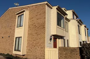 9709 Docena Dr, Gaithersburg, MD 20886 - Photo 2