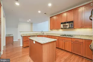 300 Lisa Oaks Way, Rockville, MD 20850 - Photo 8