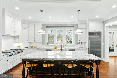 7221 Ridgewood Terrace, Chevy Chase, MD 20815 - Photo 24