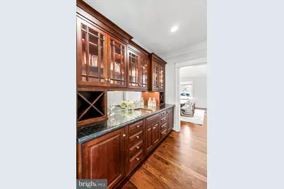 7221 Ridgewood Terrace, Chevy Chase, MD 20815 - Photo 8