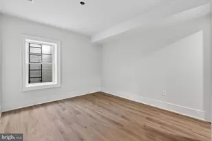 8722 Ewing Dr, Bethesda, MD 20817 - Photo 36