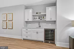 8722 Ewing Dr, Bethesda, MD 20817 - Photo 32