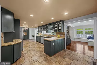 6 Starlight Court, Potomac, MD 20854 - Photo 16