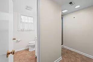 11609 Deborah Dr, Potomac, MD 20854 - Photo 26