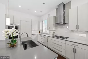 137 Winsome Cir, Bethesda, MD 20814 - Photo 22