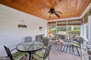 10810 Burbank Dr, Potomac, MD 20854 - Photo 18