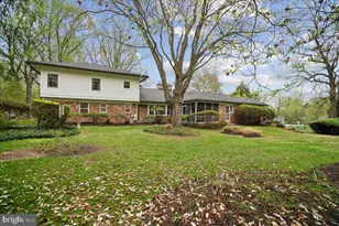 10810 Burbank Dr, Potomac, MD 20854 - Photo 40