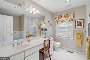 10810 Burbank Dr, Potomac, MD 20854 - Photo 32