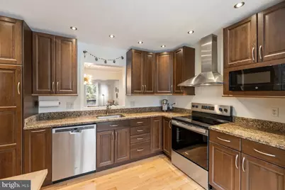 135 Kinsman View Circle, Silver Spring, MD 20901 - Photo 10