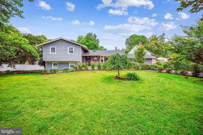 11700 Seven Locks Road, Potomac, MD 20854 - Photo 2