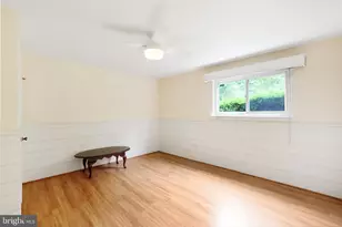 6928 Winterberry Ln, Bethesda, MD 20817 - Photo 32