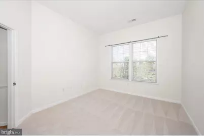 7 Booth Street #406, Gaithersburg, MD 20878 - Photo 32