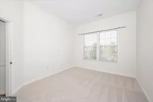 7 Booth St, Gaithersburg, MD 20878 - Photo 32