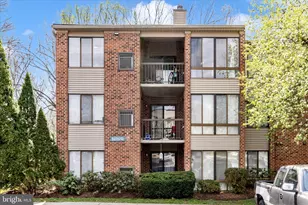 18100 Chalet Dr, Germantown, MD 20874 - Photo 36