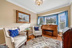 11413 Honeybear Ln, Germantown, MD 20876 - Photo 2