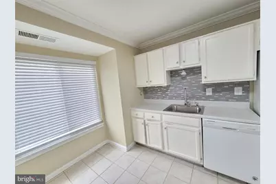 9627 Horizon Run Road #2-C, Montgomery Village, MD 20886 - Photo 8