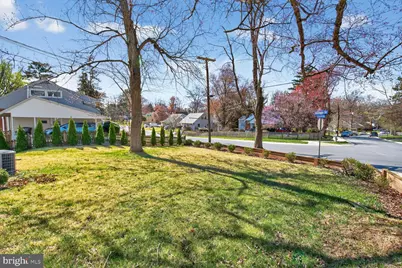 1501 Bradley Avenue, Rockville, MD 20851 - Photo 28