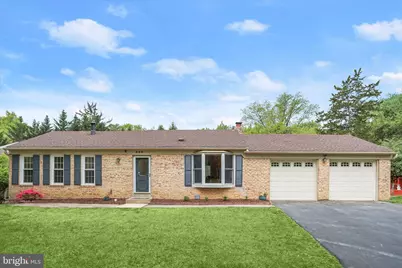 625 Watts Branch Parkway, Potomac, MD 20854 - Photo 1